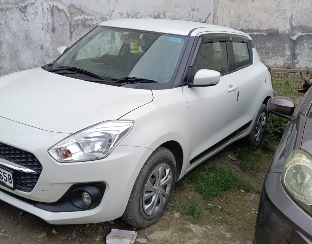 2023 Maruti Swift VXi 